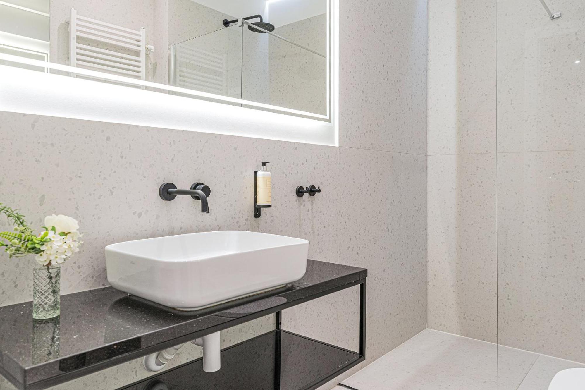 Rent Like Home - Apartament Deo Plaza - Old Town Gdańsk Extérieur photo